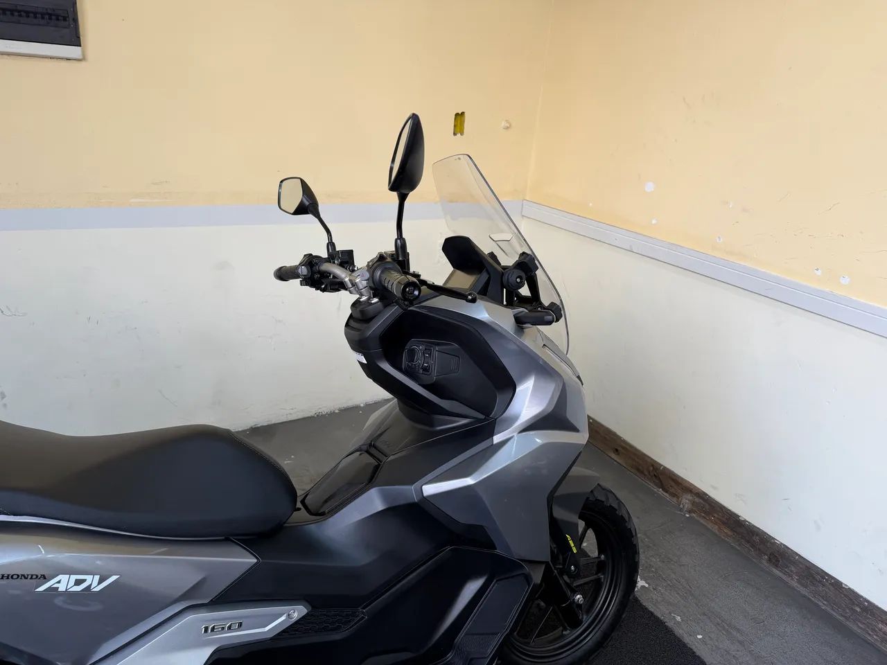 Honda ADV 160  - Foto 5