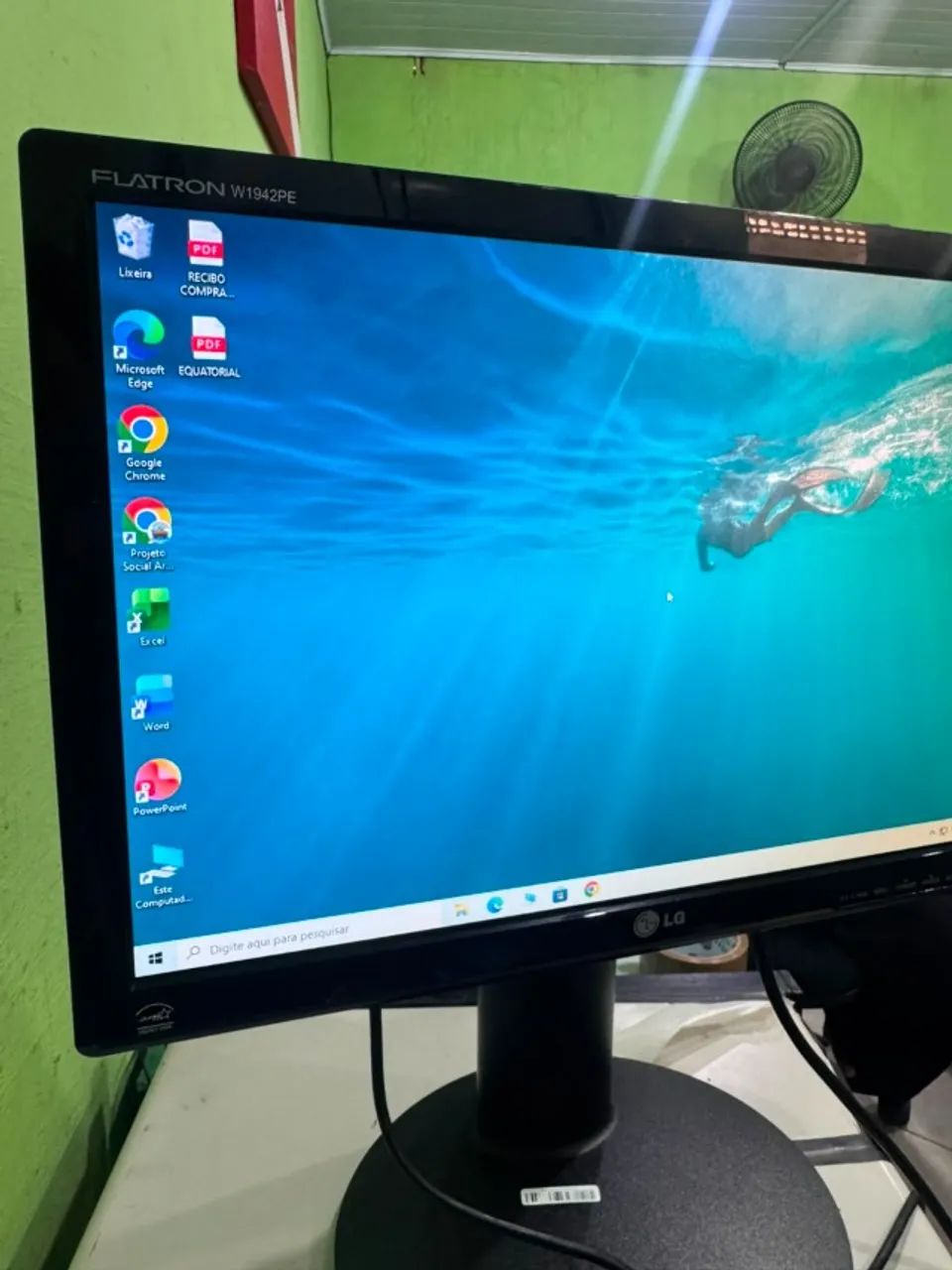 MONITOR LG 19 POLEGADAS  - Foto 3