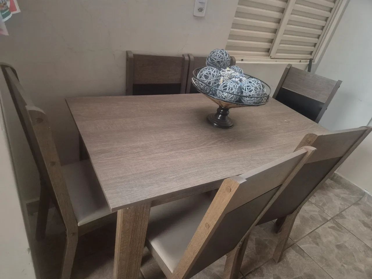 Mesa - 6 cadeiras