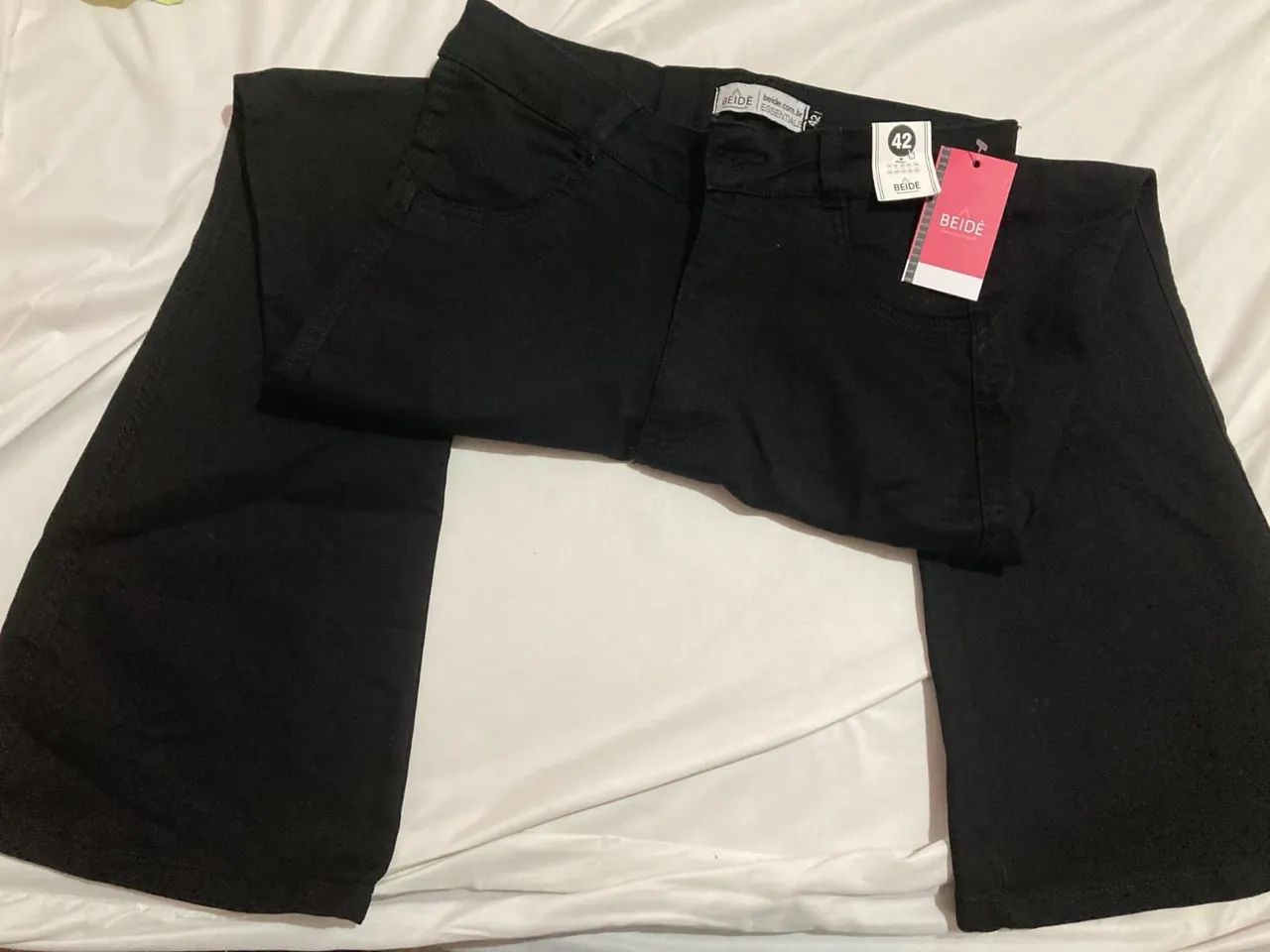 Calça flare para baixinhas