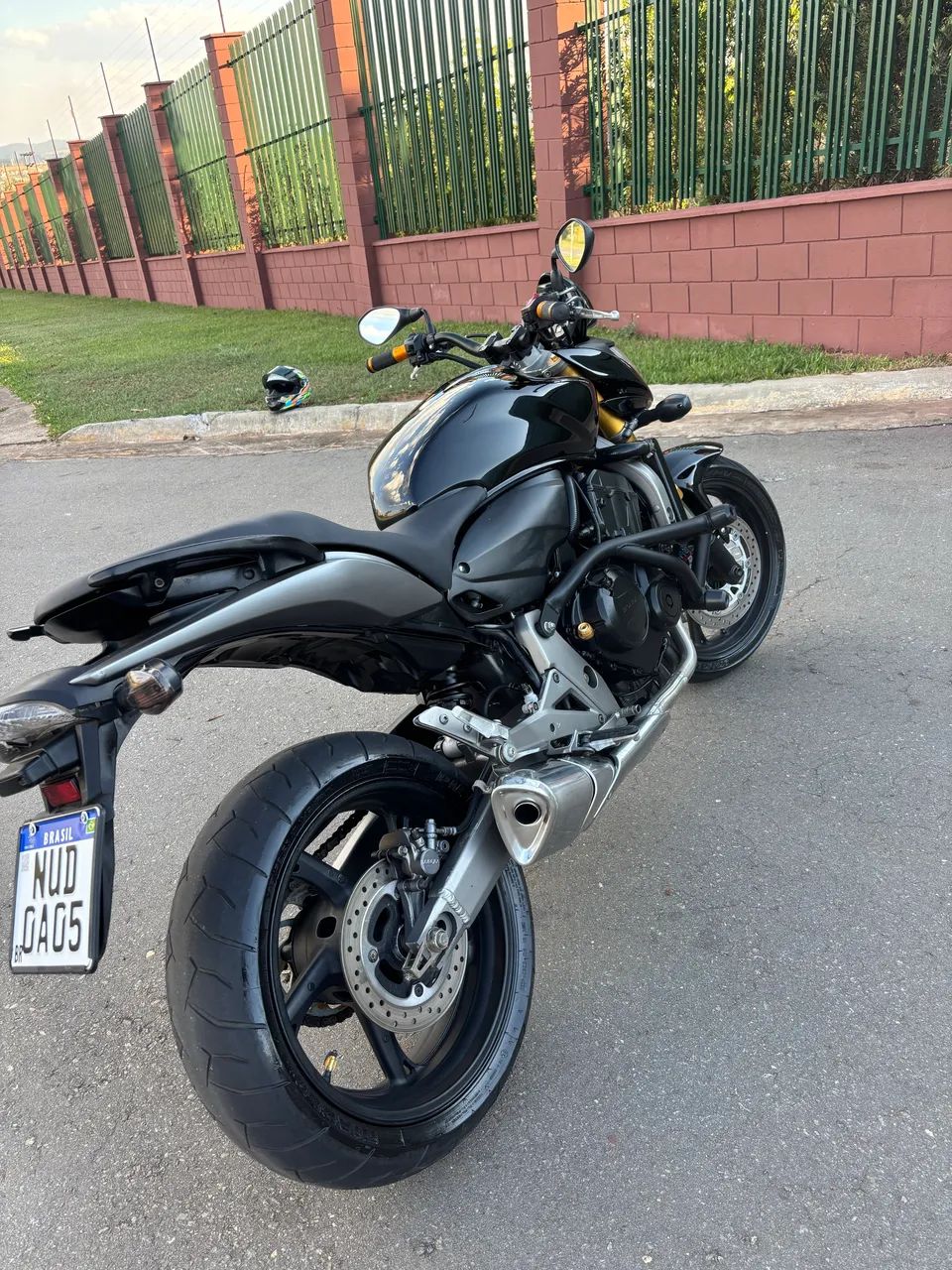 Hornet 600F  - Foto 2