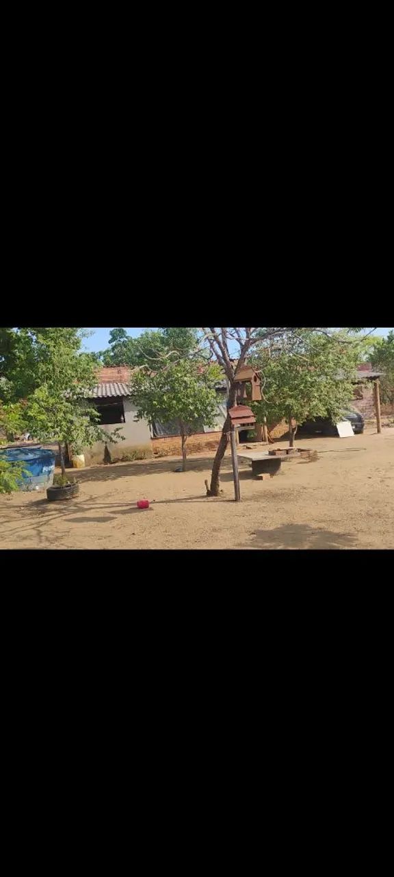 Vendo ou troco mini chácara com casa em fazer de acabamento 