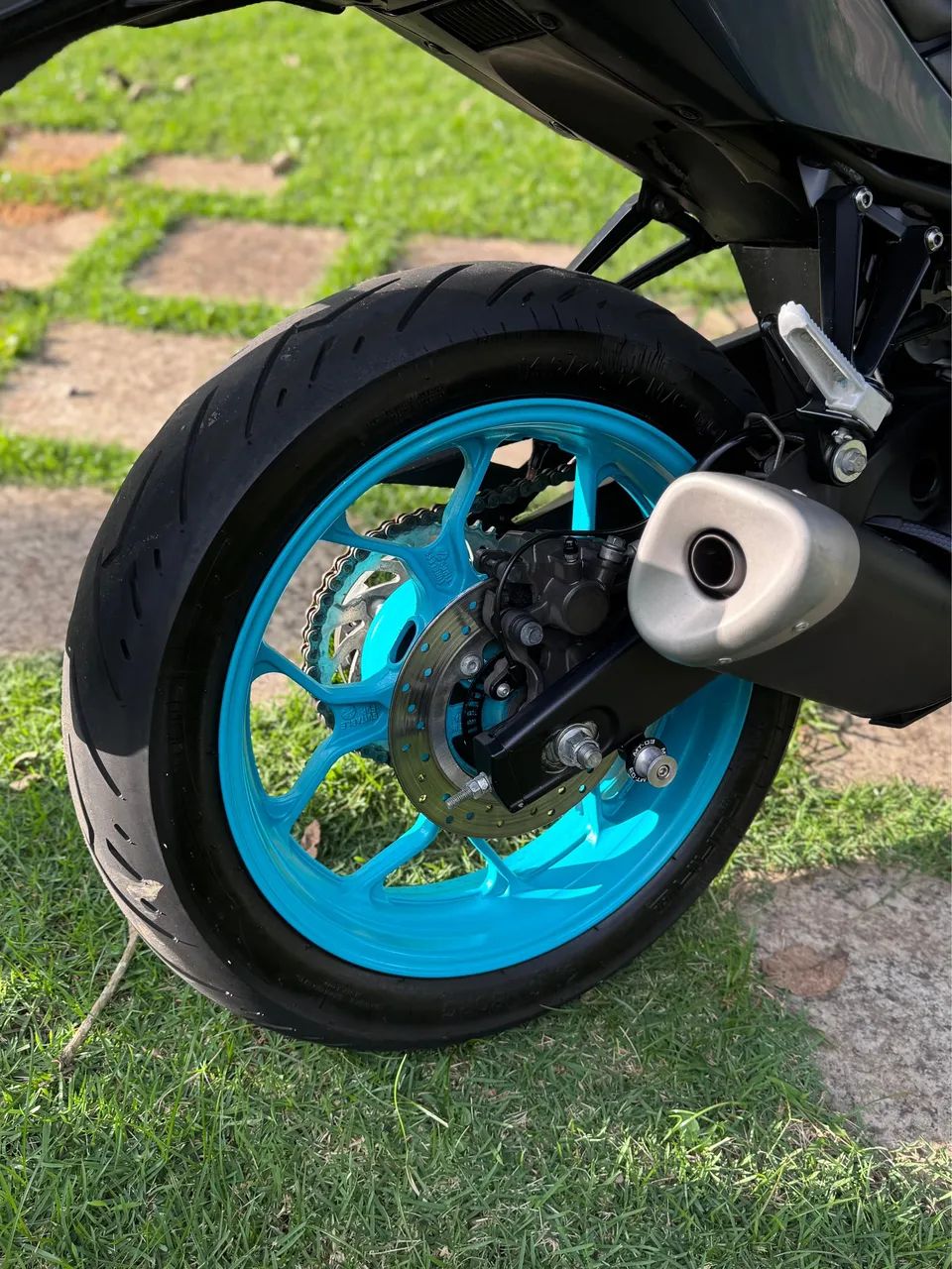 Yamaha MT03 2024 - Foto 5