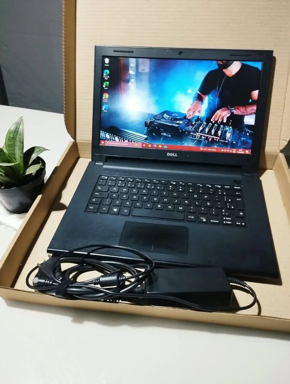Notebook Dell Intel Core i3 + placa de vídeo integrada + SSD + Windows + Word e Excel - Foto 4