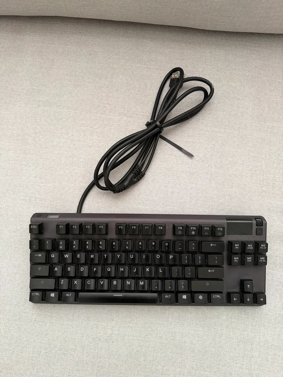  Teclado gamer Apex pro tkl 1 com fio 