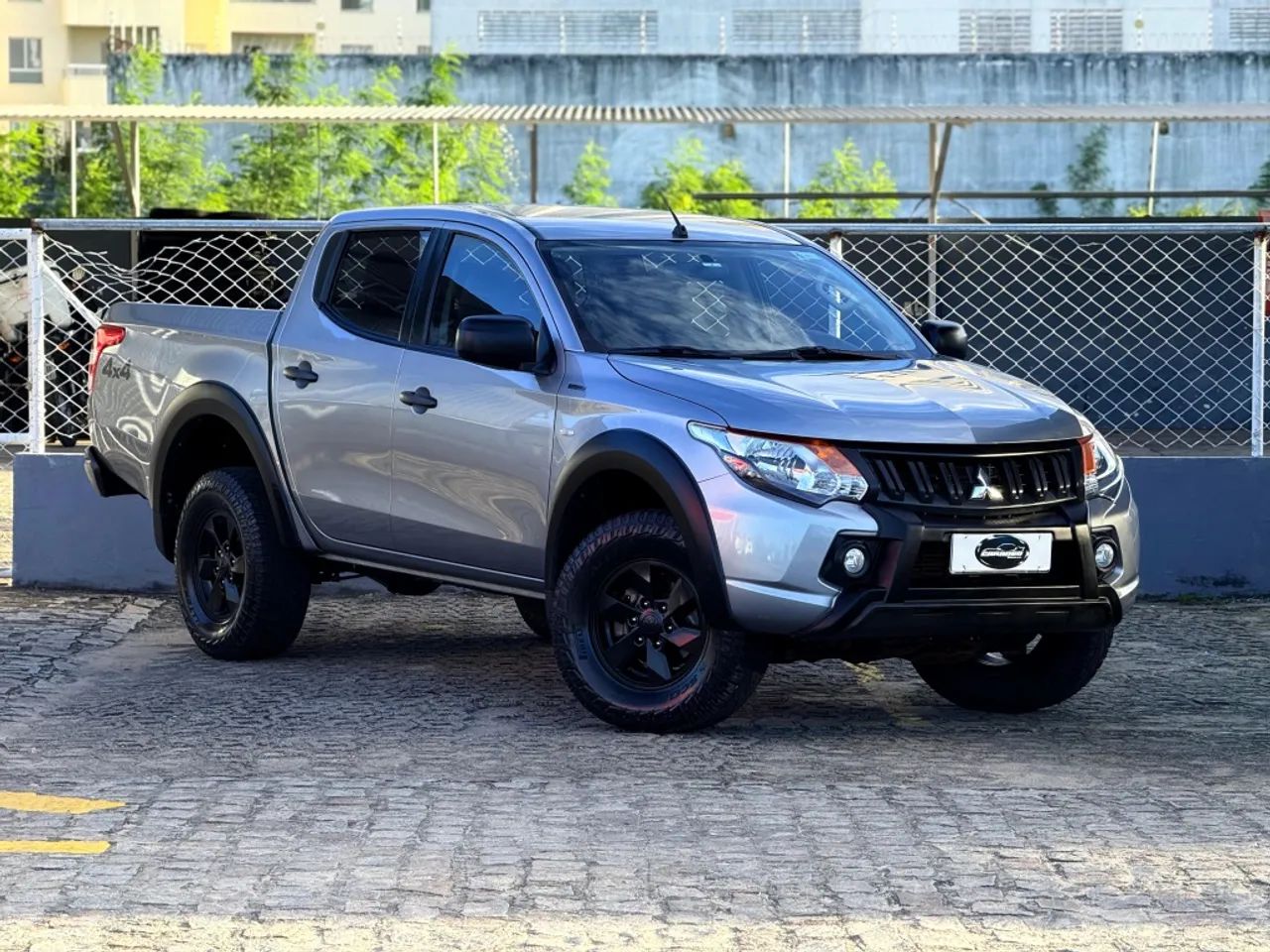 Mitsubishi L200 2024