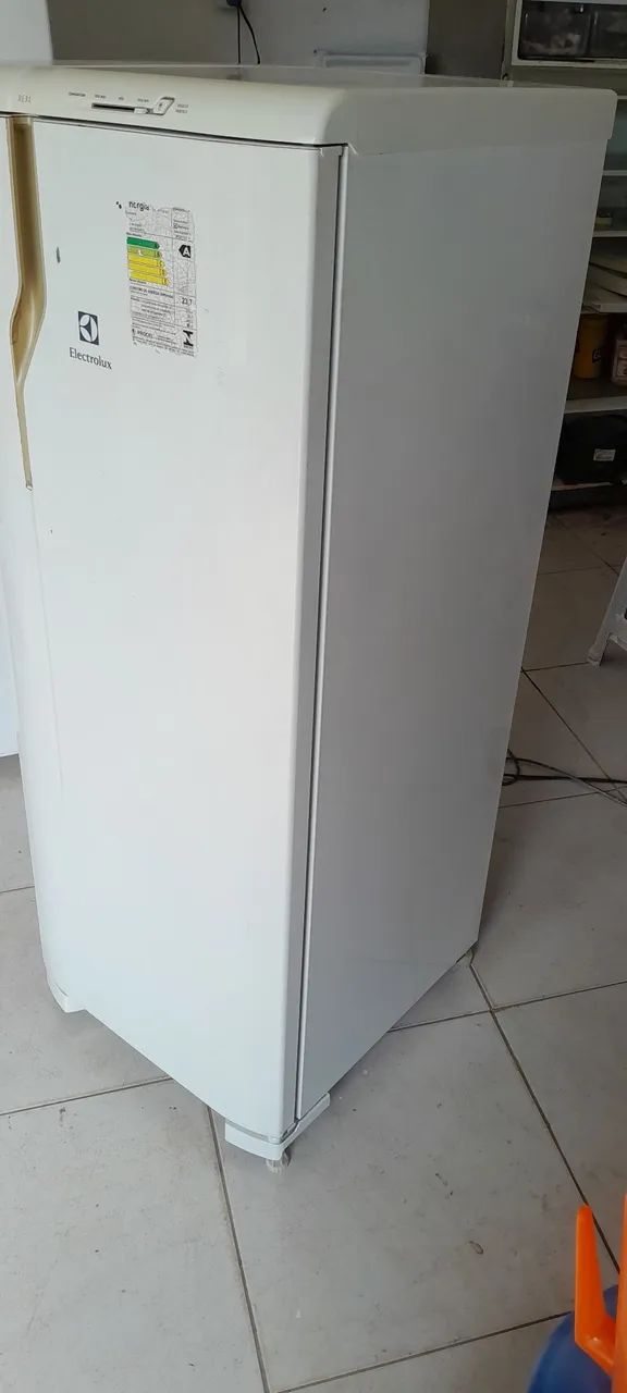 Geladeira Electrolux entrega grátis  - Foto 3