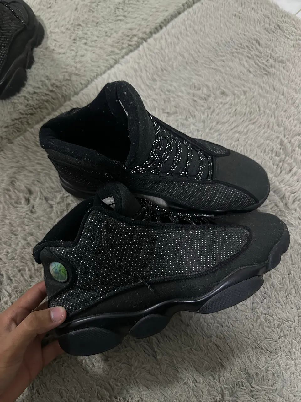 Jordan 13  Black cat + brinde Yeezy 