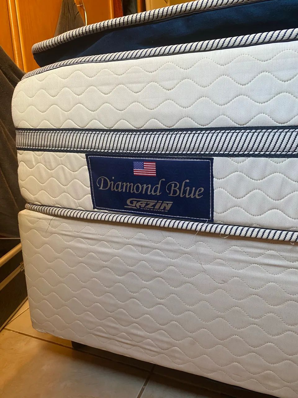 Cama queen diamond blue - usada  - Foto 2