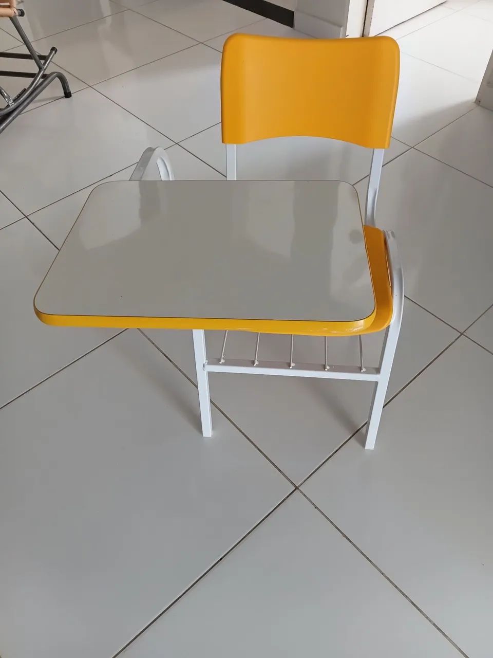 Cadeira para estudo(infantil)  - Foto 2