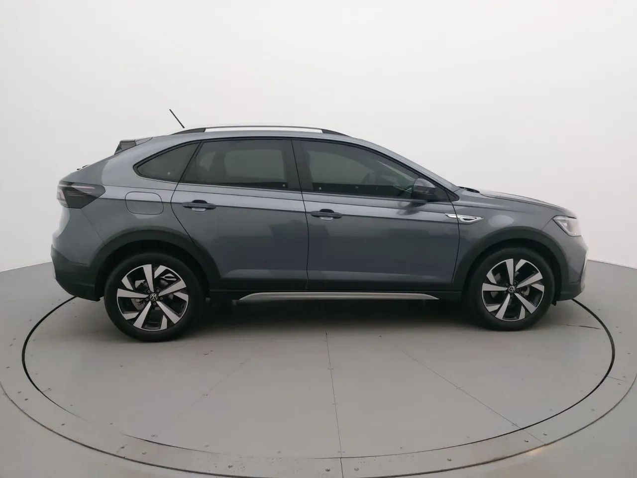 Volkswagen Nivus Highline 1.0 200 TSI Flex Aut., foto 6 de 18