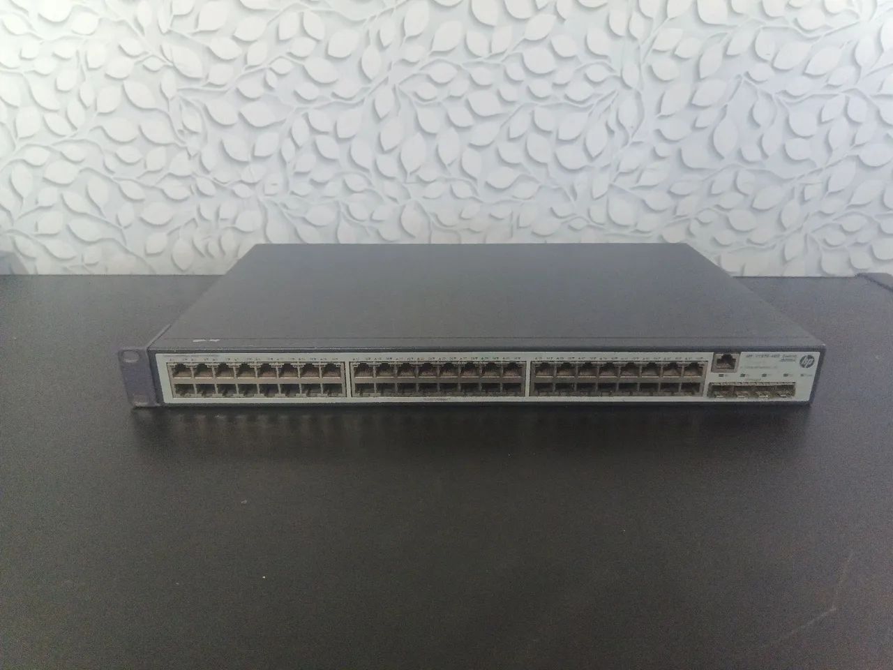 Switch v1910 48g