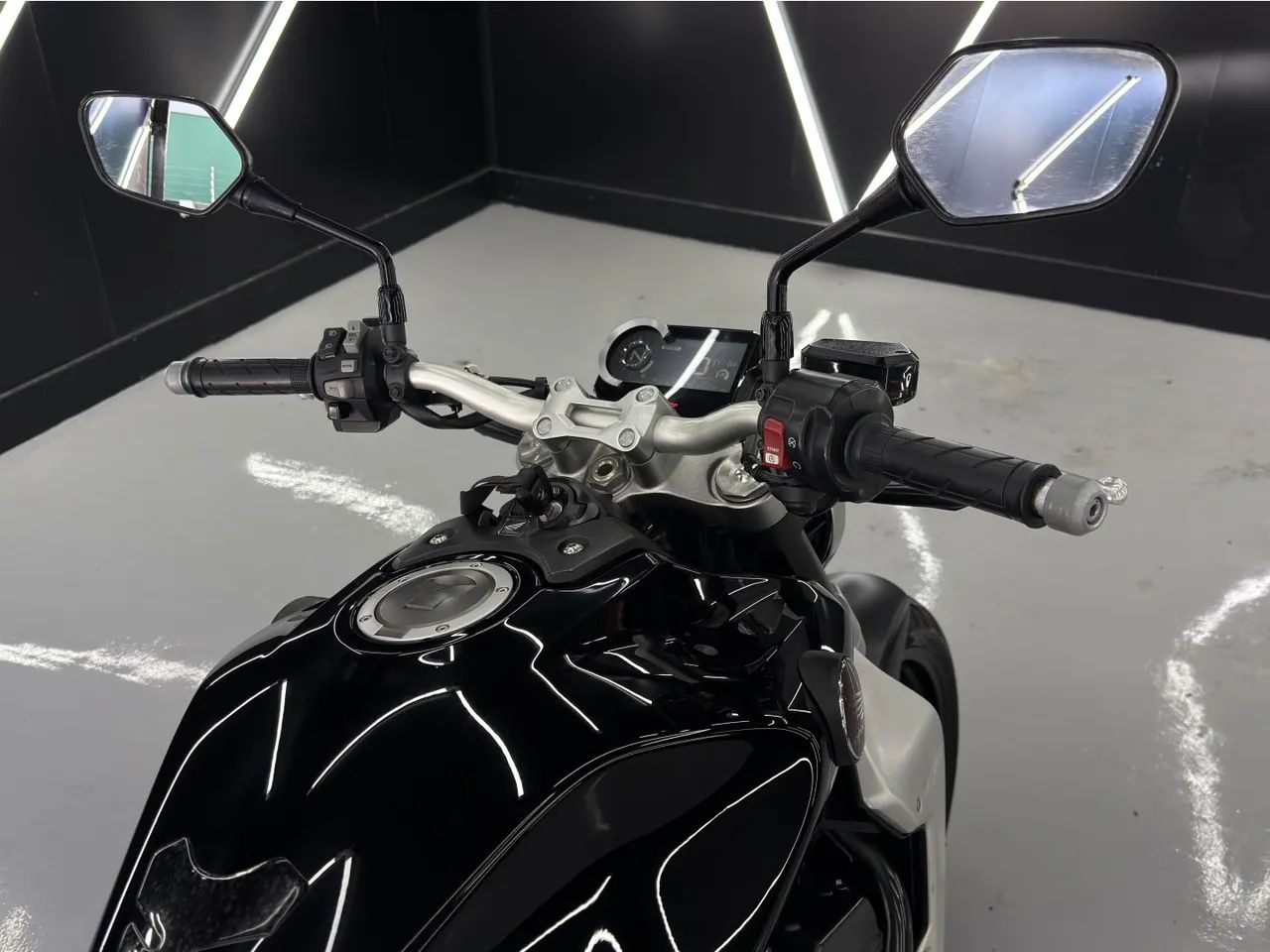 Honda Cb 1000r abs 2021 - Foto 3
