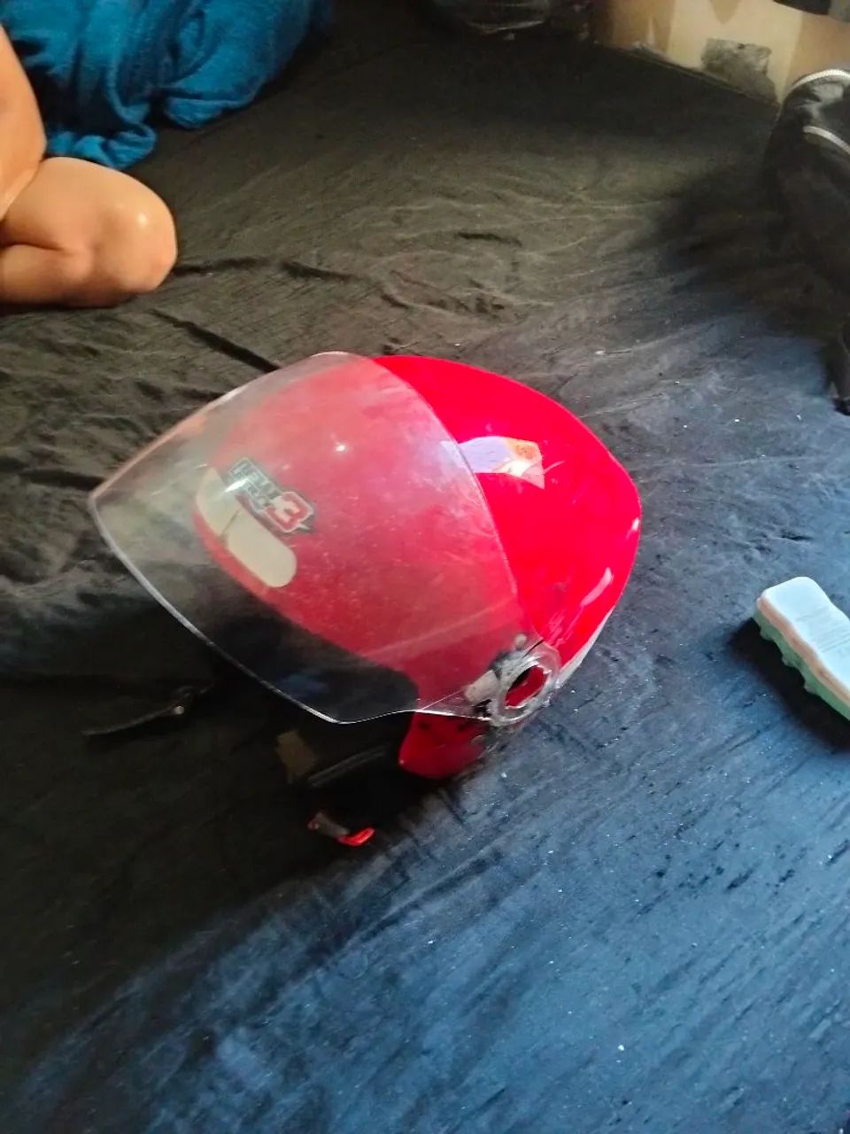 Capacete vermelho  - Foto 3