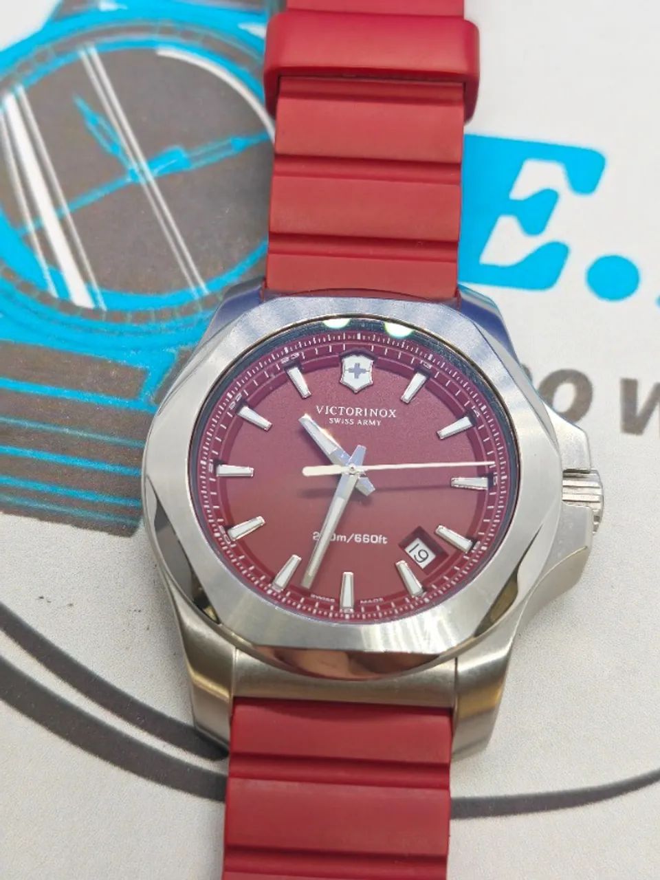RELOGIO VICTORINOX INOX RED QUARTZ FULL SET - Foto 2