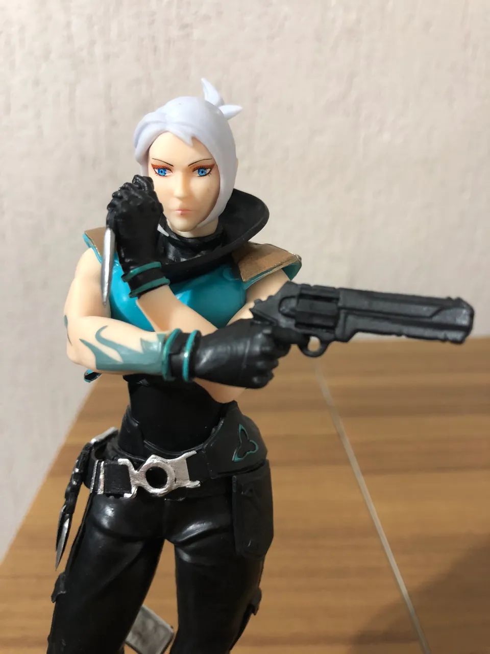 Boneco Jett Valorant 22 cm 