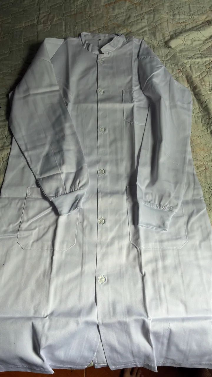 Vende-se Jalecos - nunca usados - Foto 3
