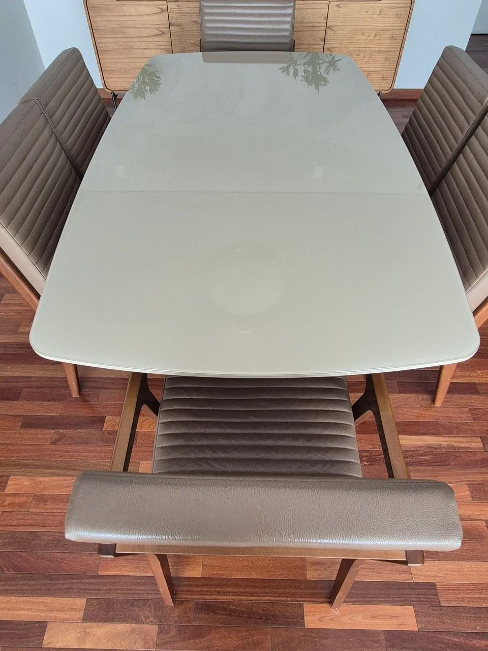 CONJUNTO DE MESA E 6 CADEIRAS - Foto 4