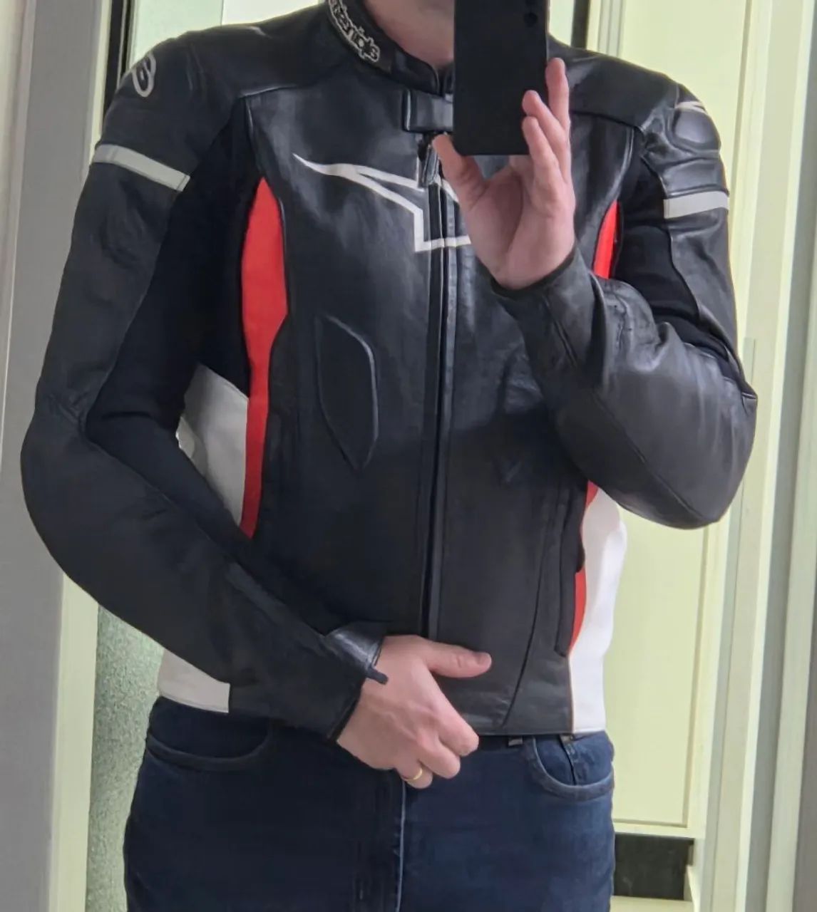 Jaqueta couro alpinestars motociclista