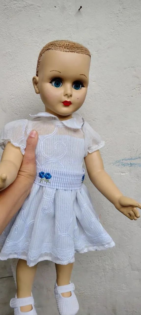 Boneca Antiga Atma 