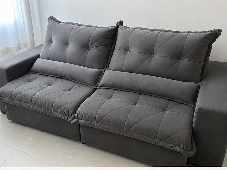 Sofá retrátil e reclinável 