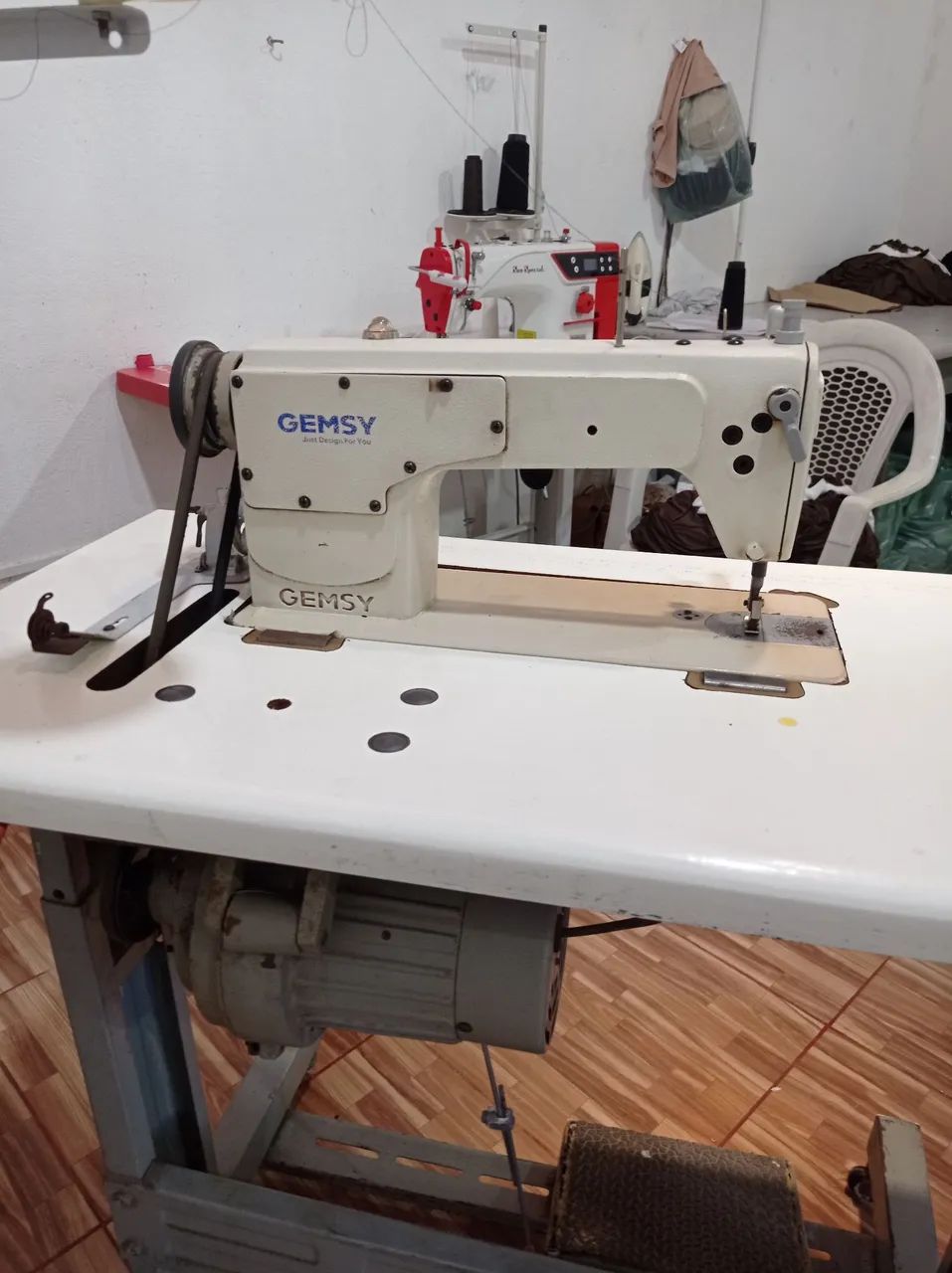 Máquina reta  - Foto 3
