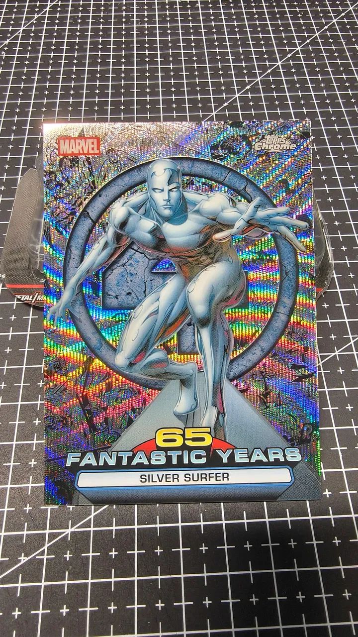 Card Marvel Surfista Prateado 