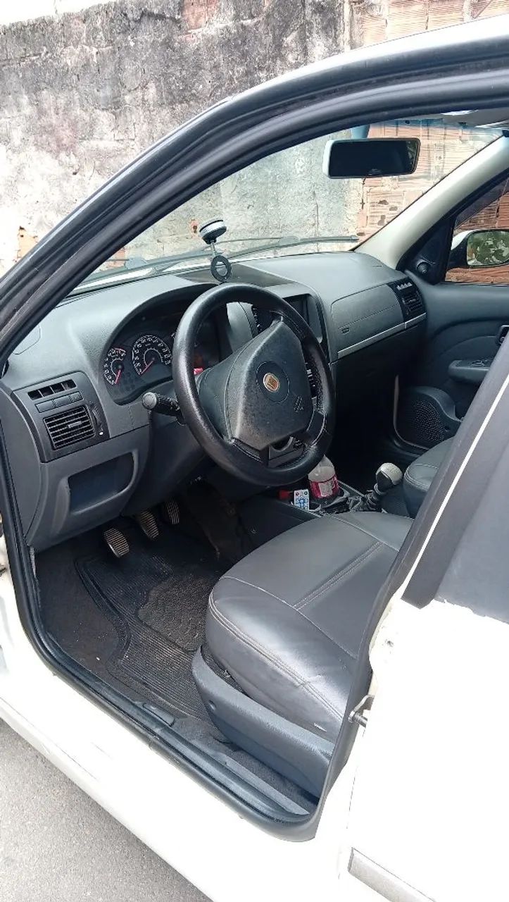 Fiat Palio Palio Week. ATTRACTIVE 1.4 Fire Flex 8V 2011