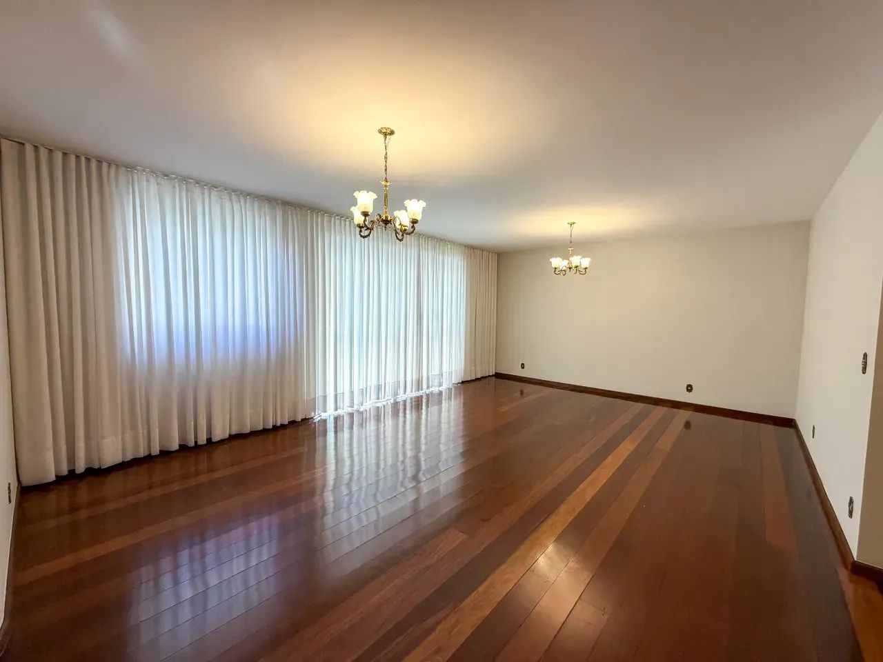 Apartamento com 4 suítes no Setor Oeste - Goiânia - GO - Foto 5