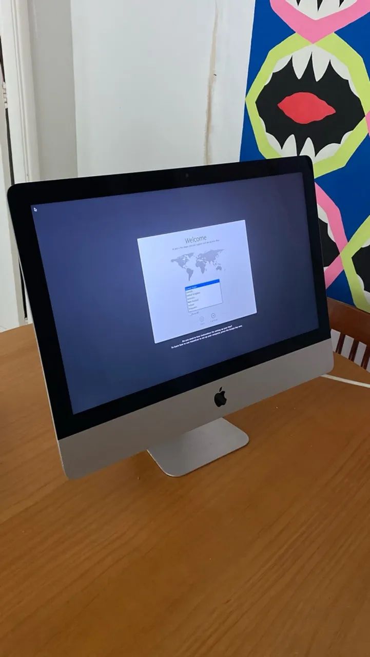 iMac 21.5? mid 2014 com Magic Mouse e o Teclado Apple originais