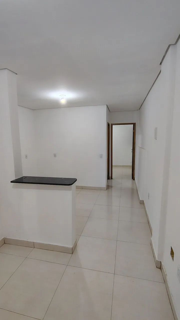 Aluga-se APARTAMENTO NOVO