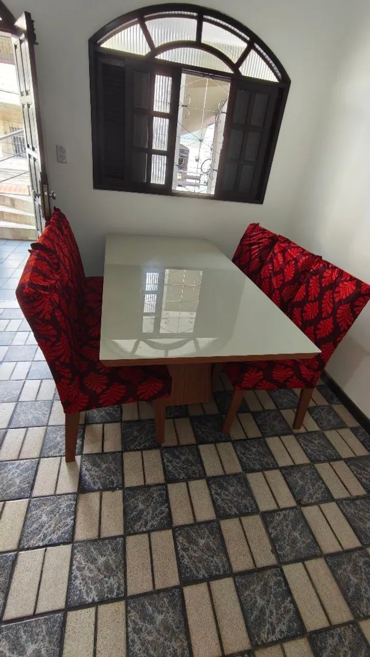Mesa 6 cadeiras 