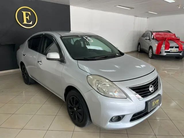 Nissan Versa 1.6 16V FLEX SV 4P MANUAL 2013