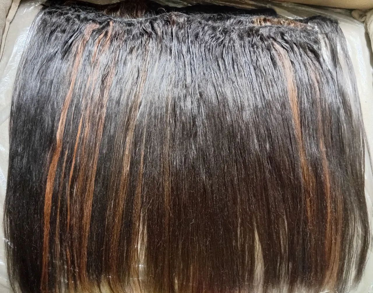  Cabelo liso,Mechas de castanho 