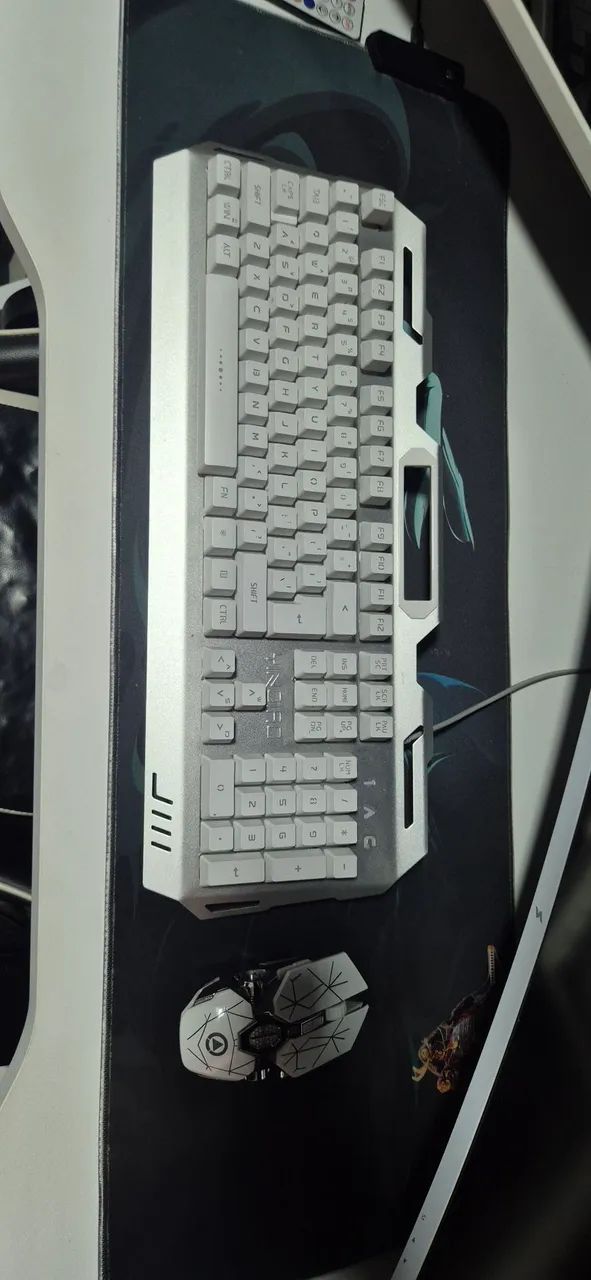 Teclado gamer 