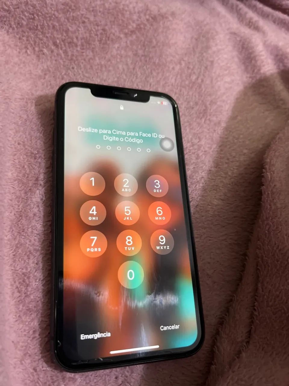 iPhone 11 semi novo 