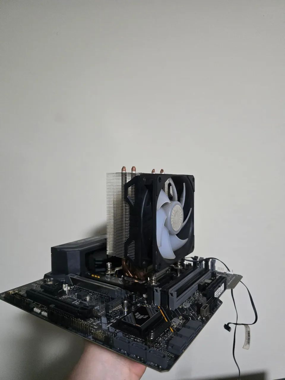 Kit INTEL CORE I5 10400F + B560M ASUS TUF + COOLER MASTER - Foto 4