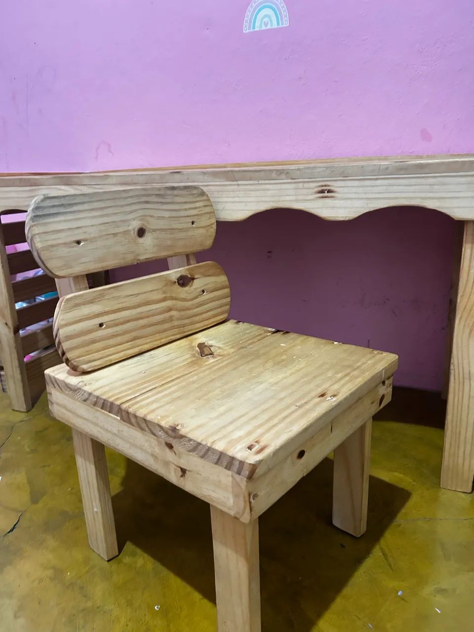 Mesinha Infantil de Madeira + Cadeira - Foto 2