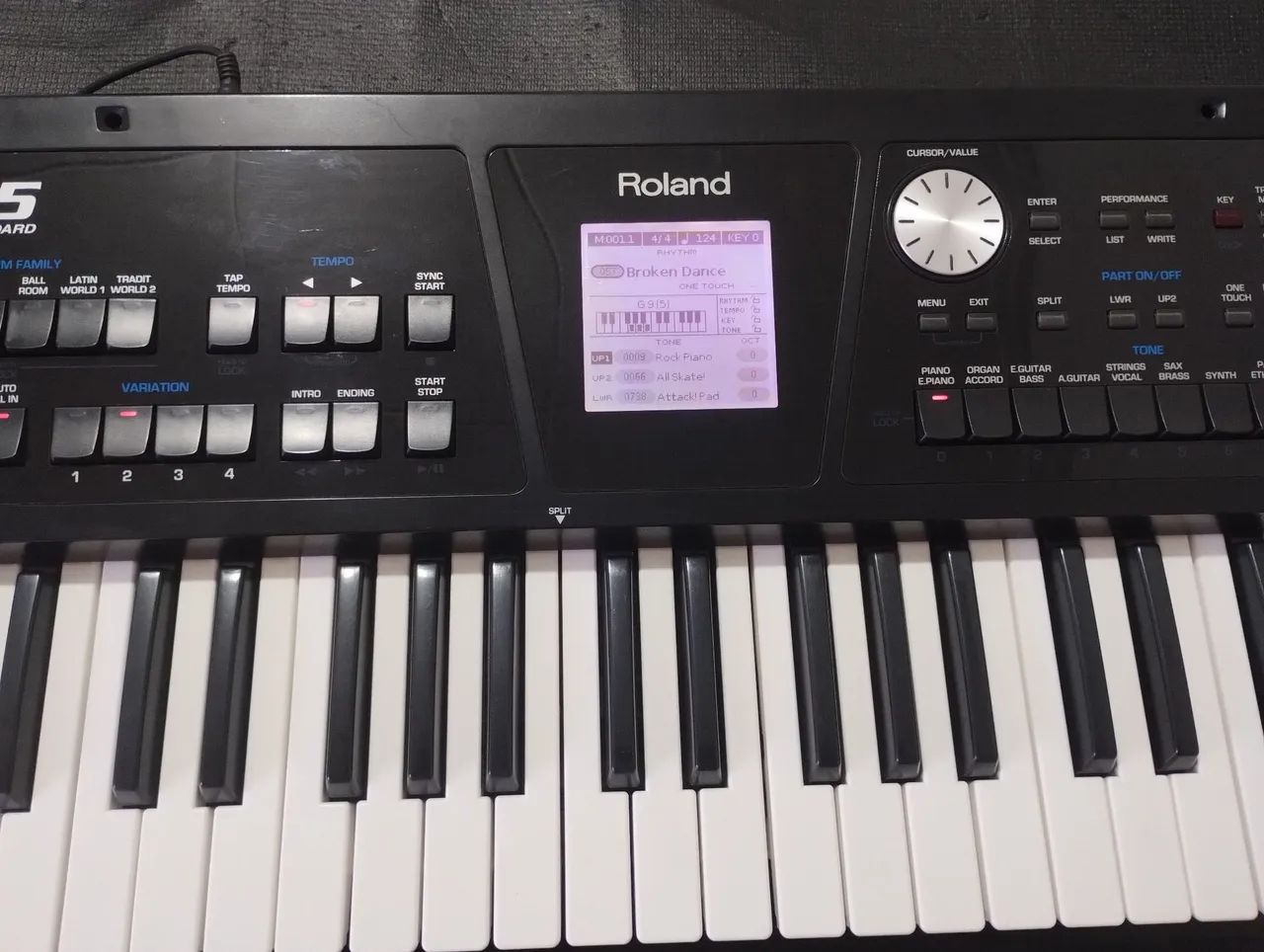 Vendo teclado Roland bk5 