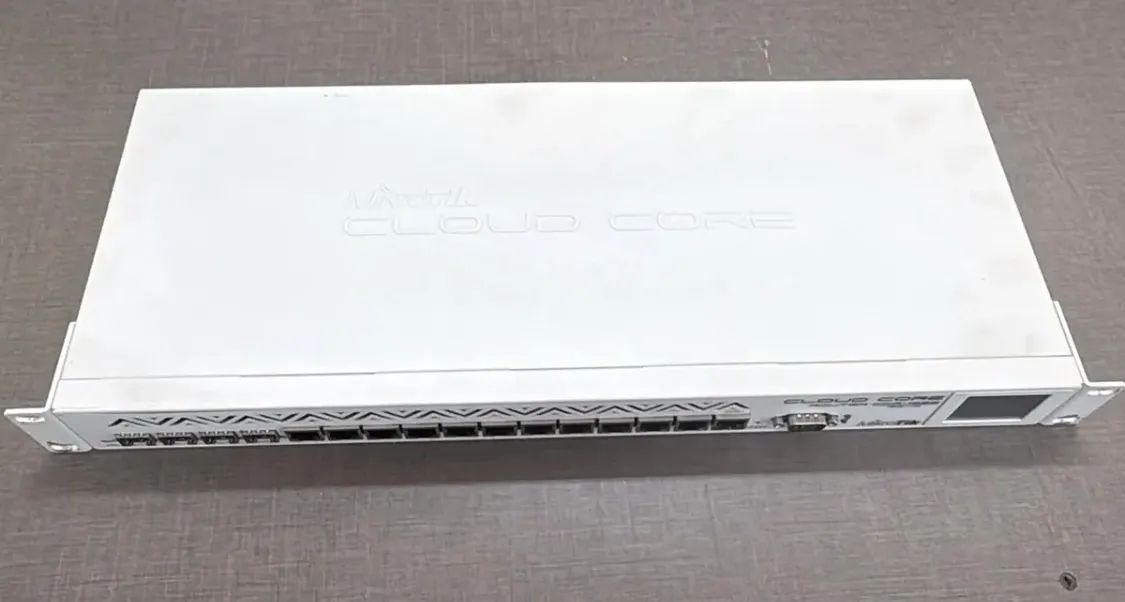 CCR 1036 Mikrotik Cloud Core Ccr1036-12g-4s - Foto 2