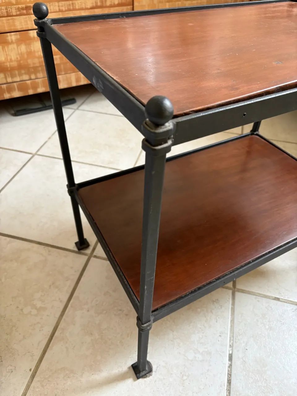 Mesa lateral/Mesa de apoio estilo industrial-Alt 60cm/Comp 60cm x 39cm.RETIRAR no local - Foto 5