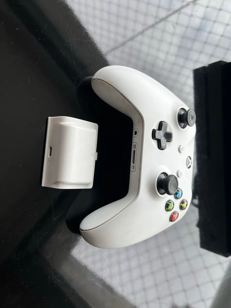 ? Xbox One S 1TB Branco | Completo | Caixa Original - Foto 5