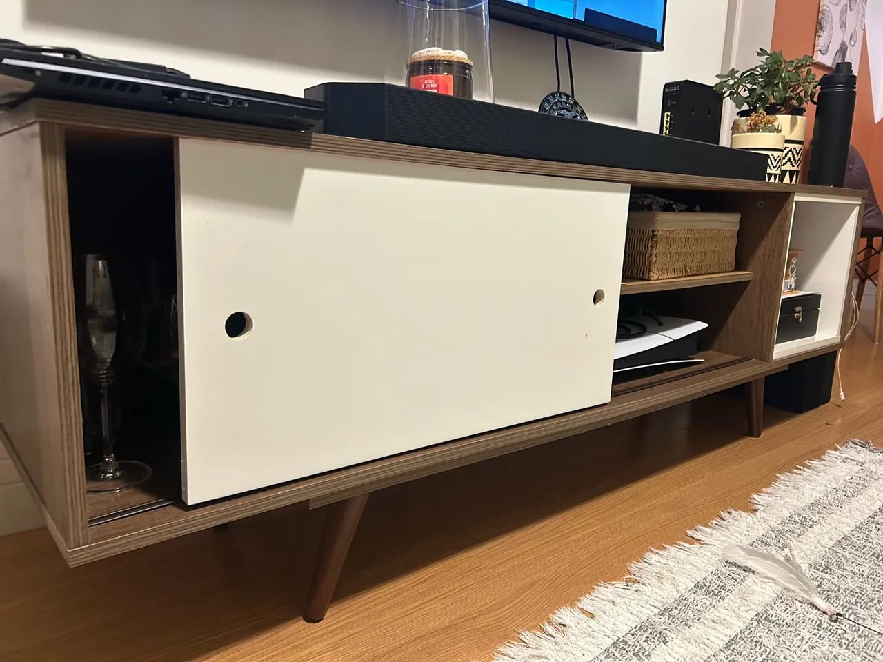 Rack de Madeira MDF - Marrom e Branco 