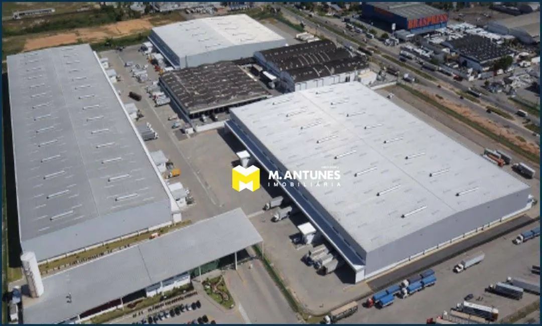 Galpão para Locação em Condomínio com 4.574m². Possui 08 Docas - Foto 2