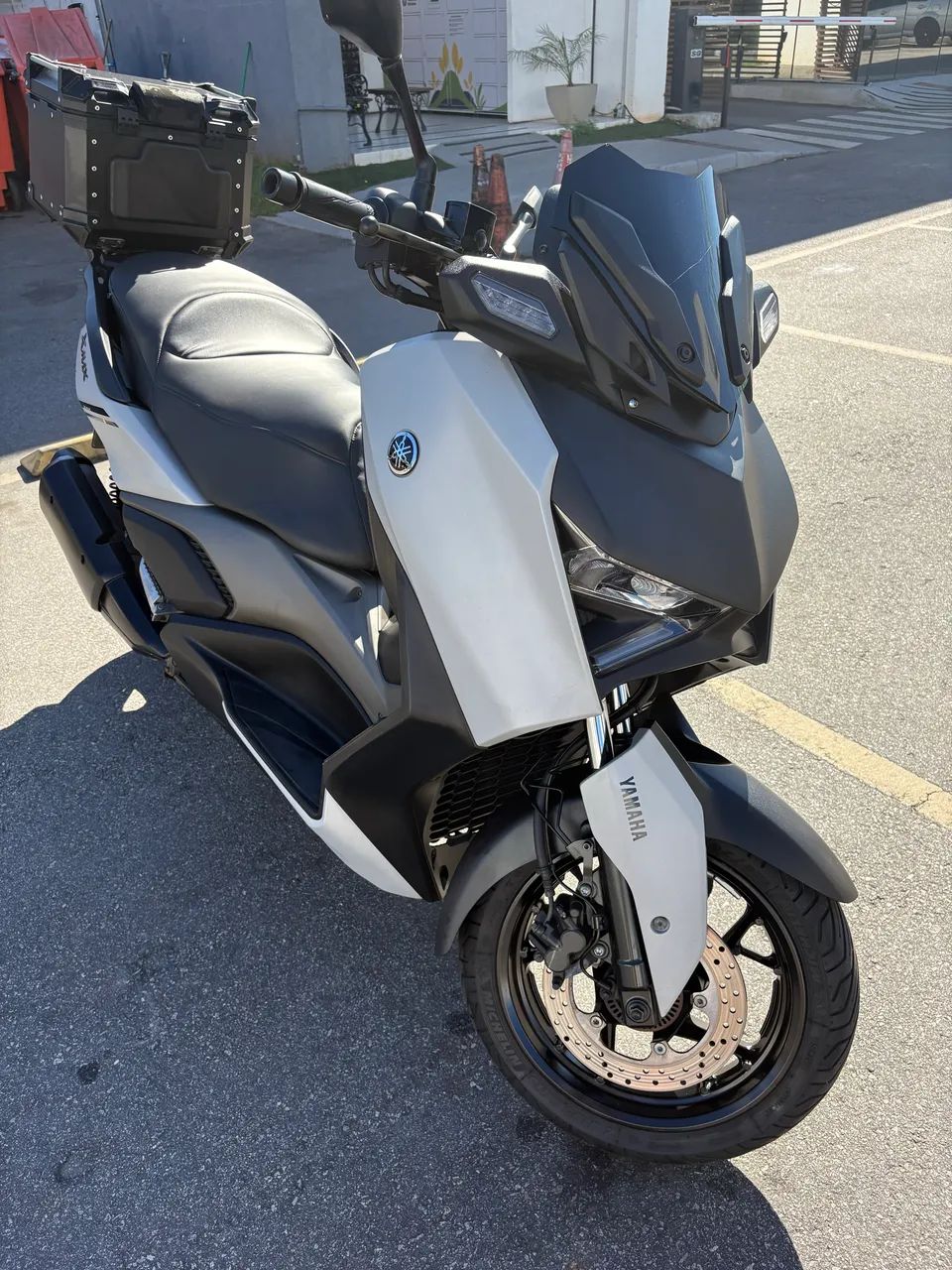 Xmax 2025 - Equipada - Foto 2