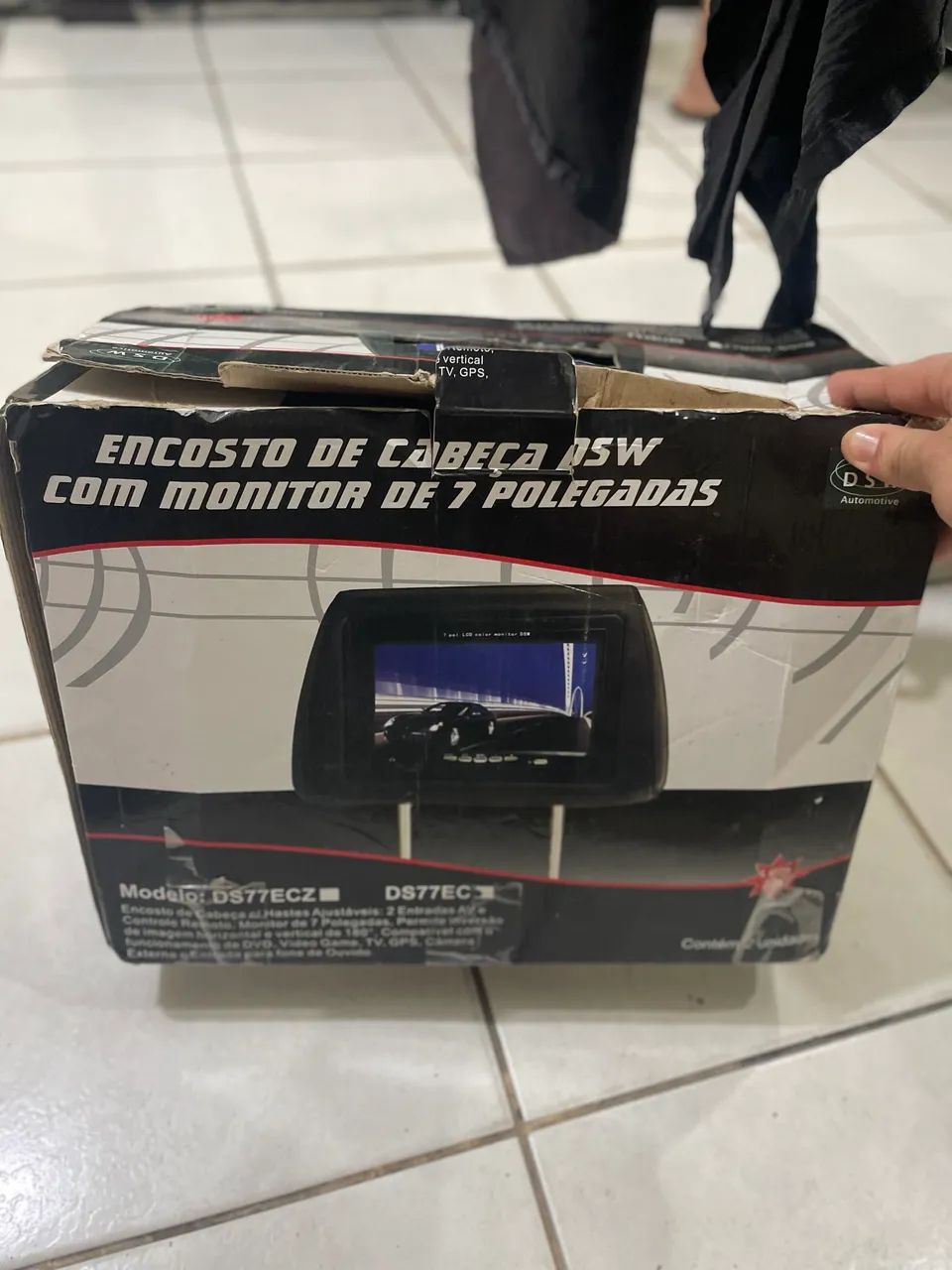 Encosto de cabeça com visor 