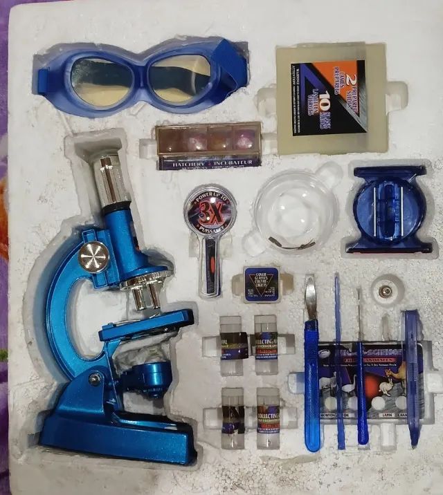 Microscópio de brinquedo - Foto 2