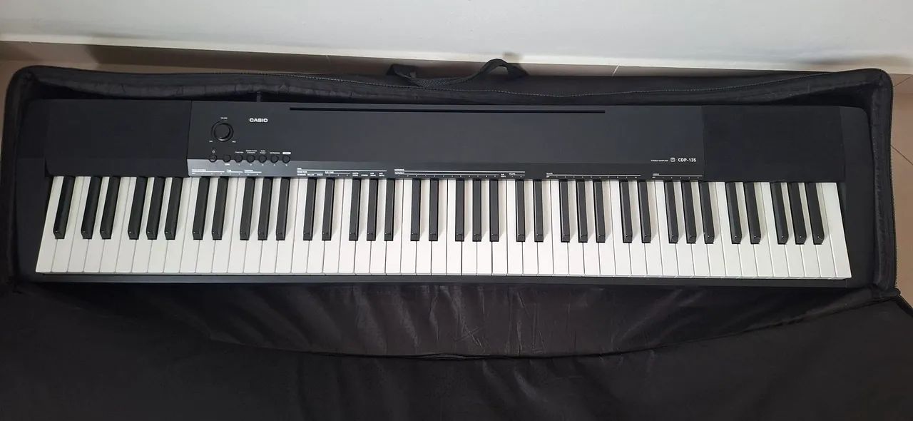 Piano Eletrônico Casio CDP-135
