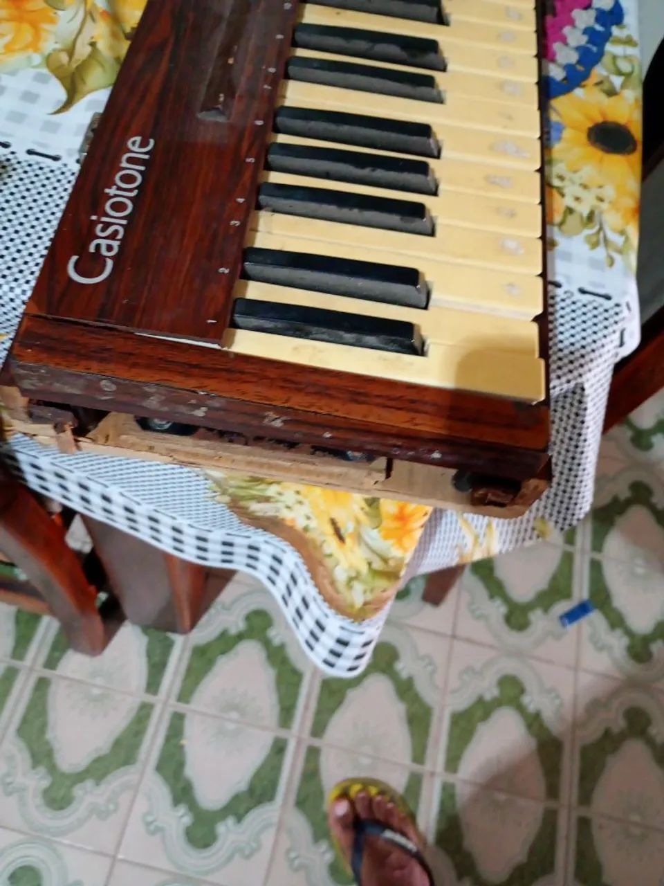 Vendo teclado Casio antigo (Casiotone 201) - Foto 2