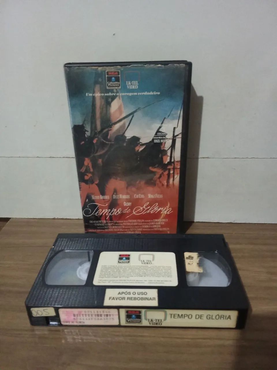 vhs filme tempos de glória Legendado  - Foto 4